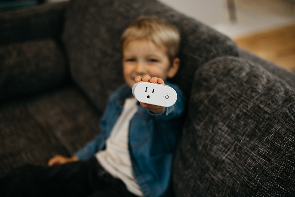nest thermostat from Google connected on different surfaces and in different rooms