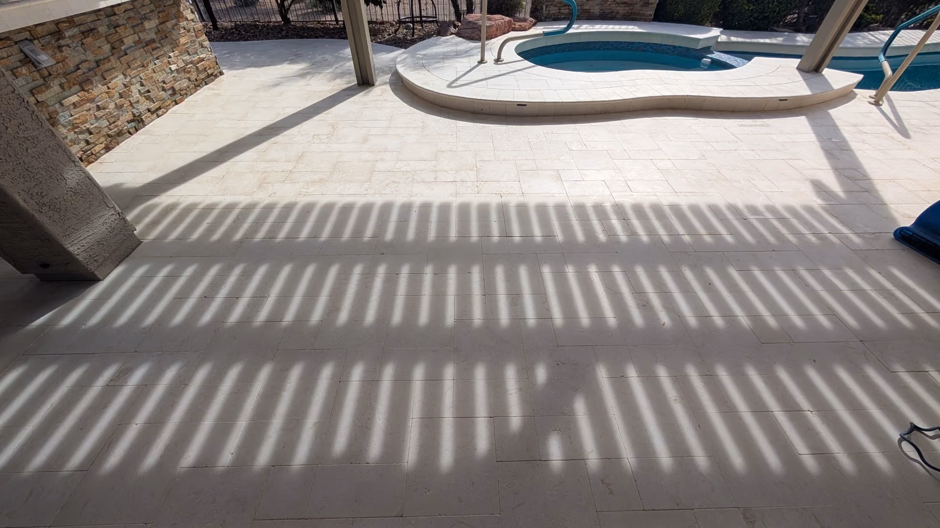 Travertine floor hero photograph, replace for each case study