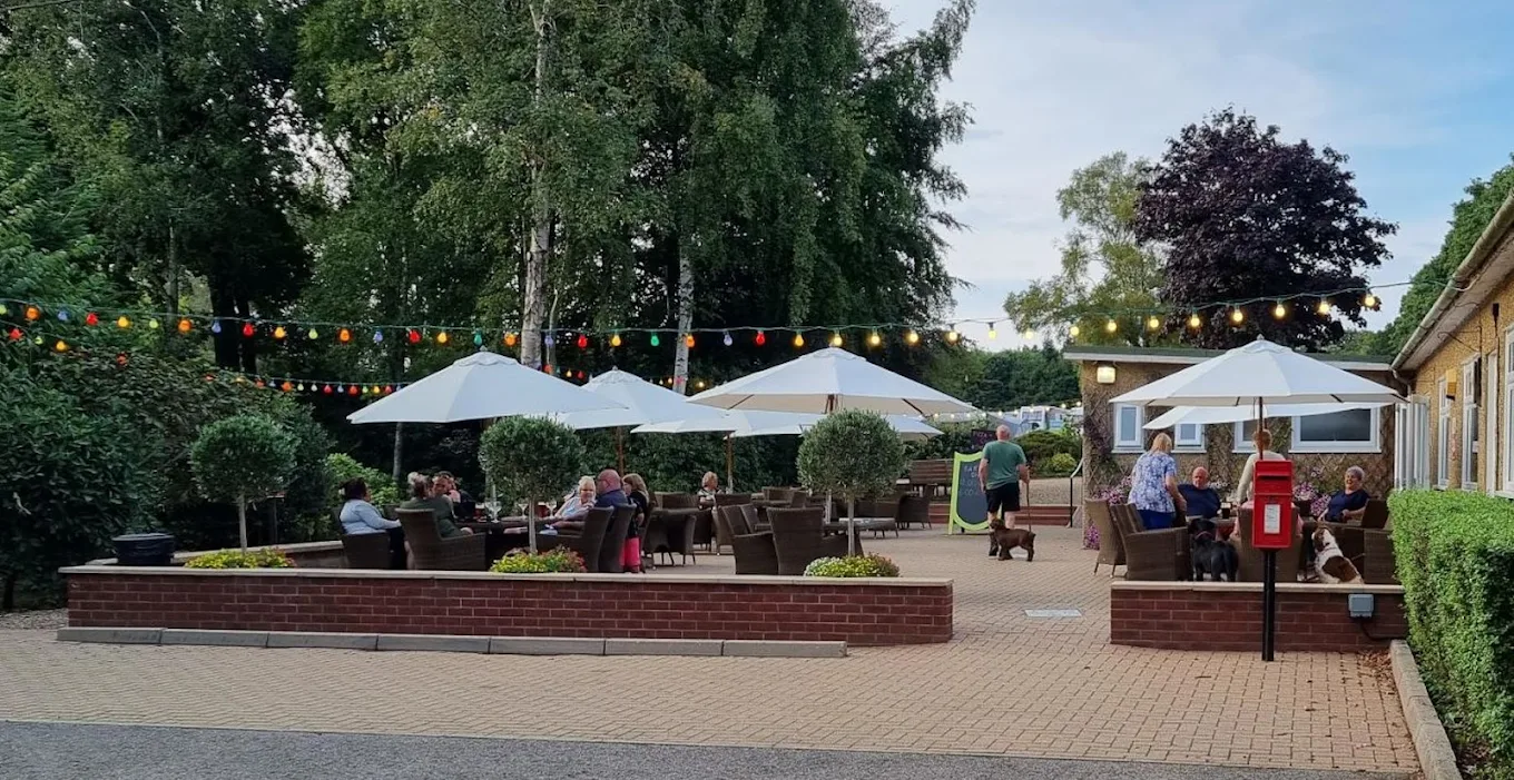 outside show block at woodlands caravan park