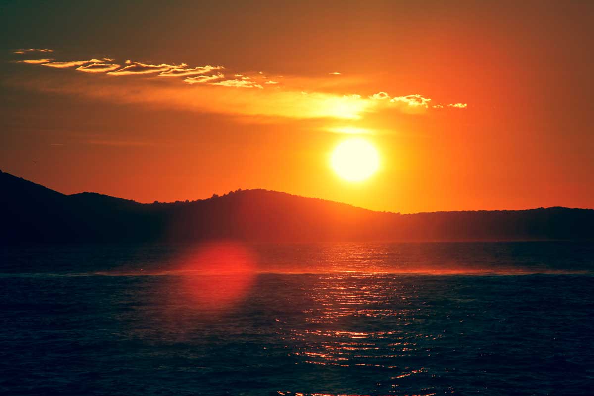 Abendstimmung über Zadar – goldene Sonne über dem Meer