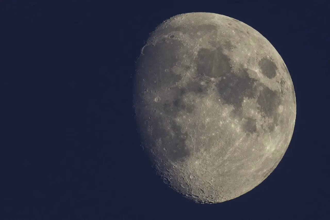 almost full waxing moon to inspire spiritual rituals and reflection