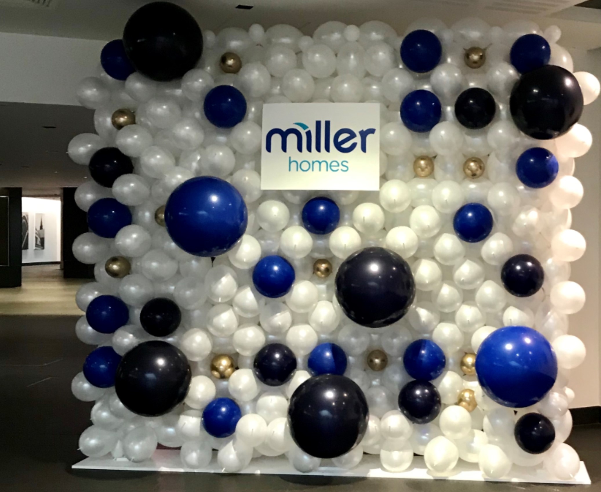 balloon wall