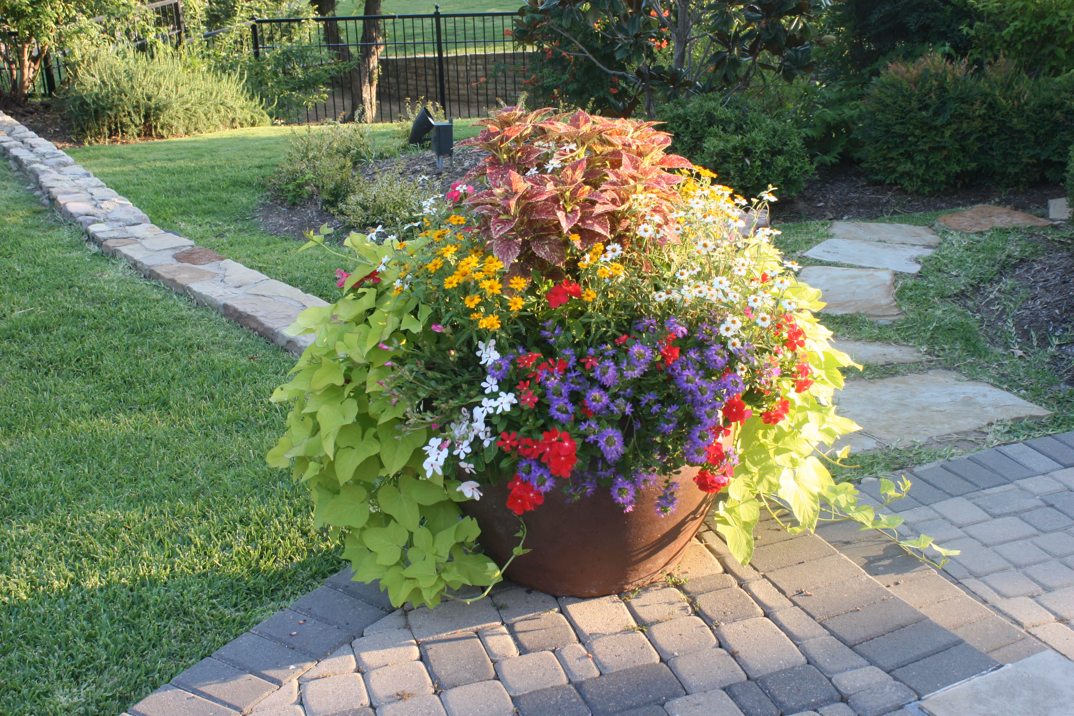 Urns