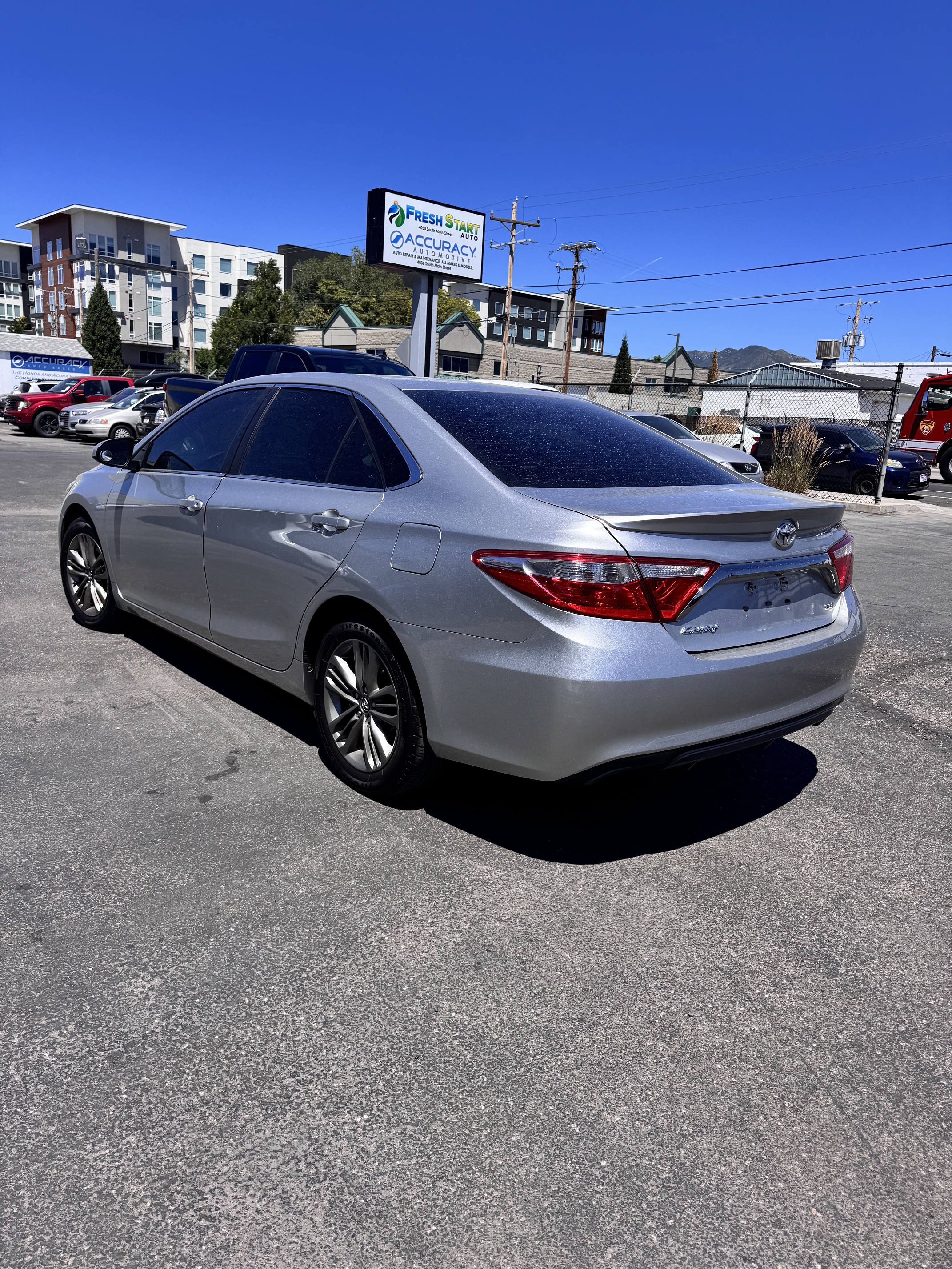 2017 Toyota Camry SE 
