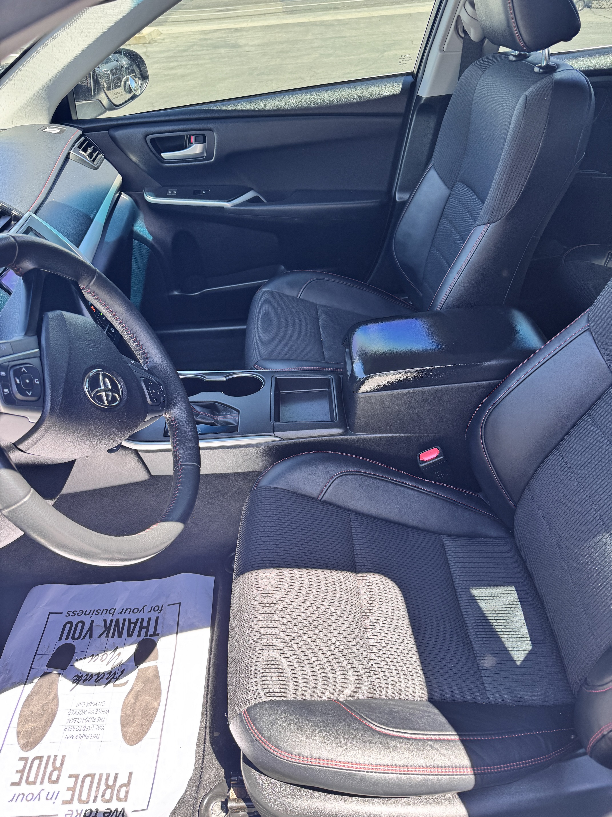 2017 Toyota Camry SE 
