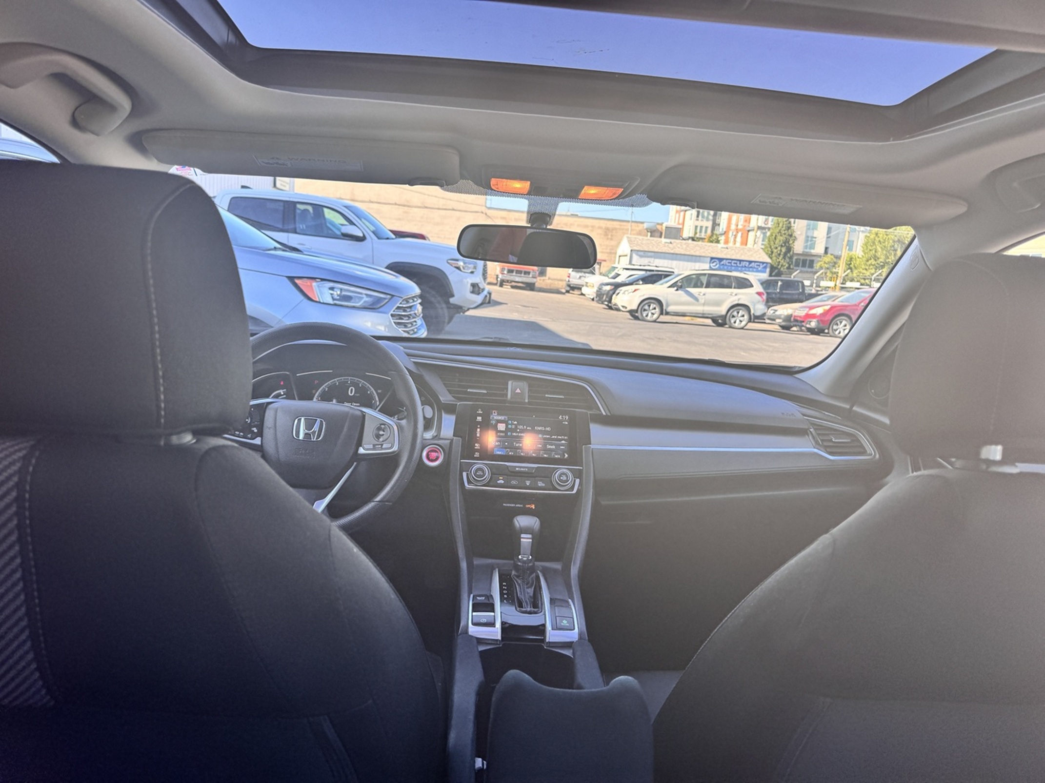 2017 Honda Civic EX – Sunroof, CarPlay