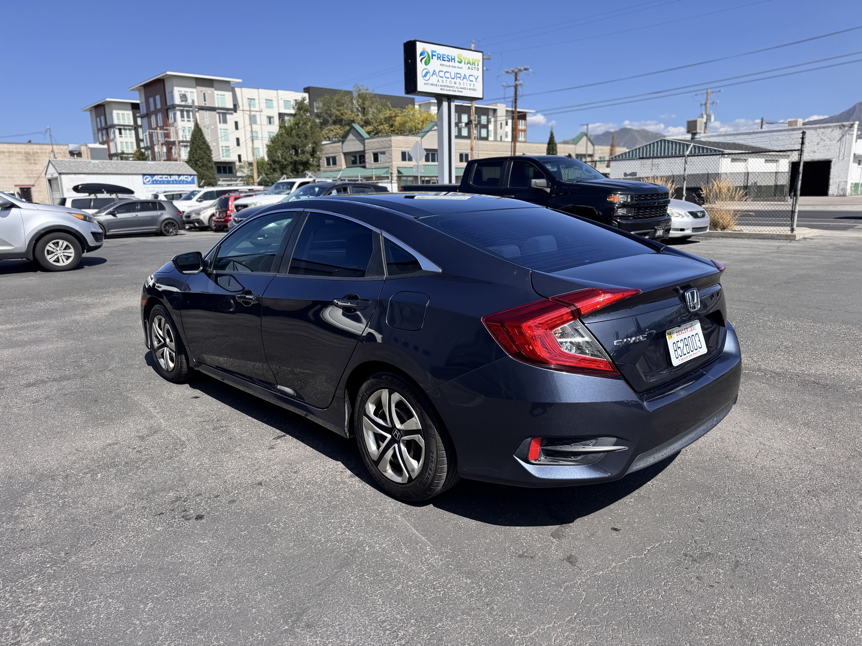 2018 Honda Civic LX – Backup Camera, Bluetooth