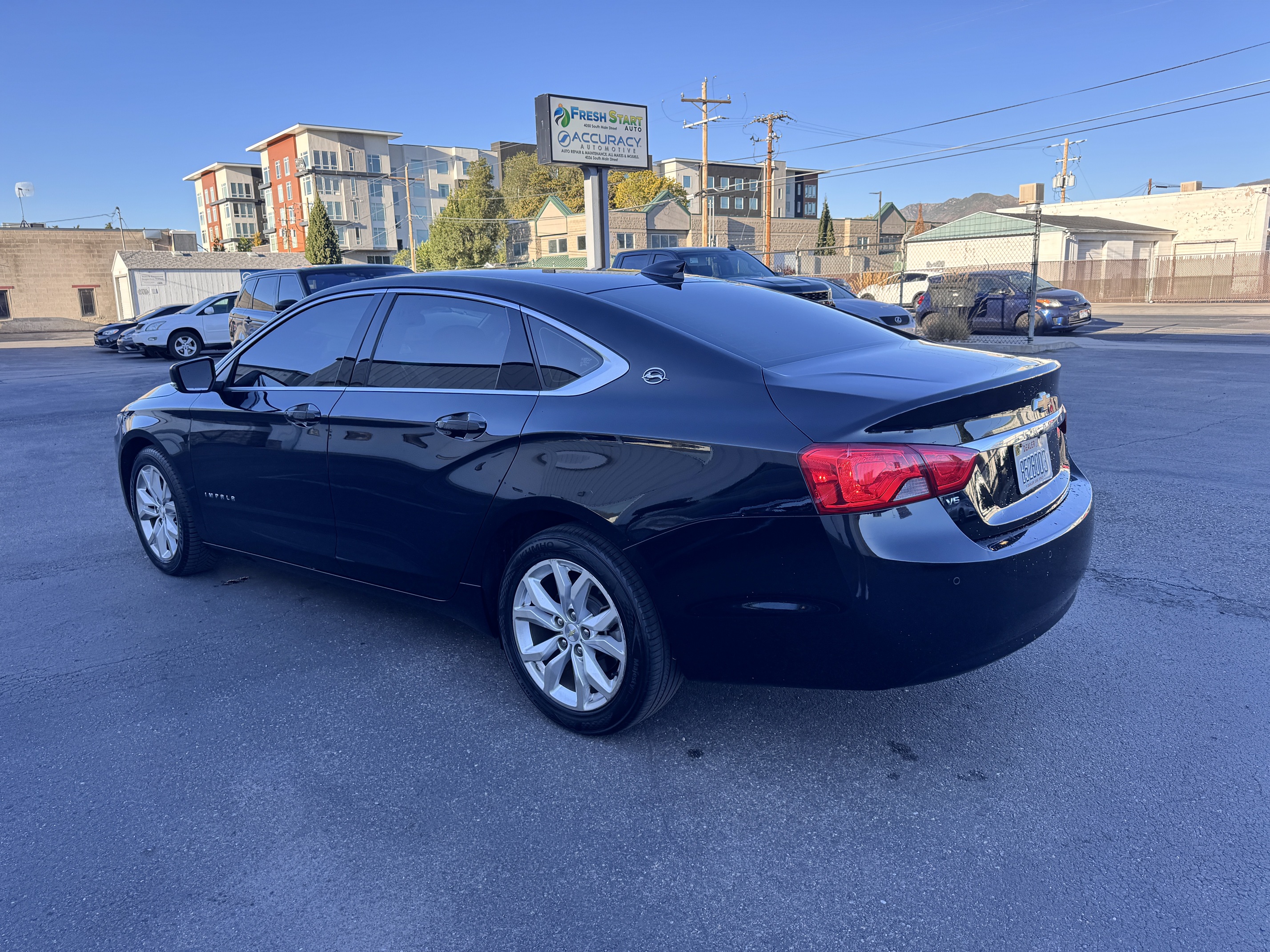 2017 Chevrolet Impala – Leather, Sunroof, Navigation, 2WD Sedan