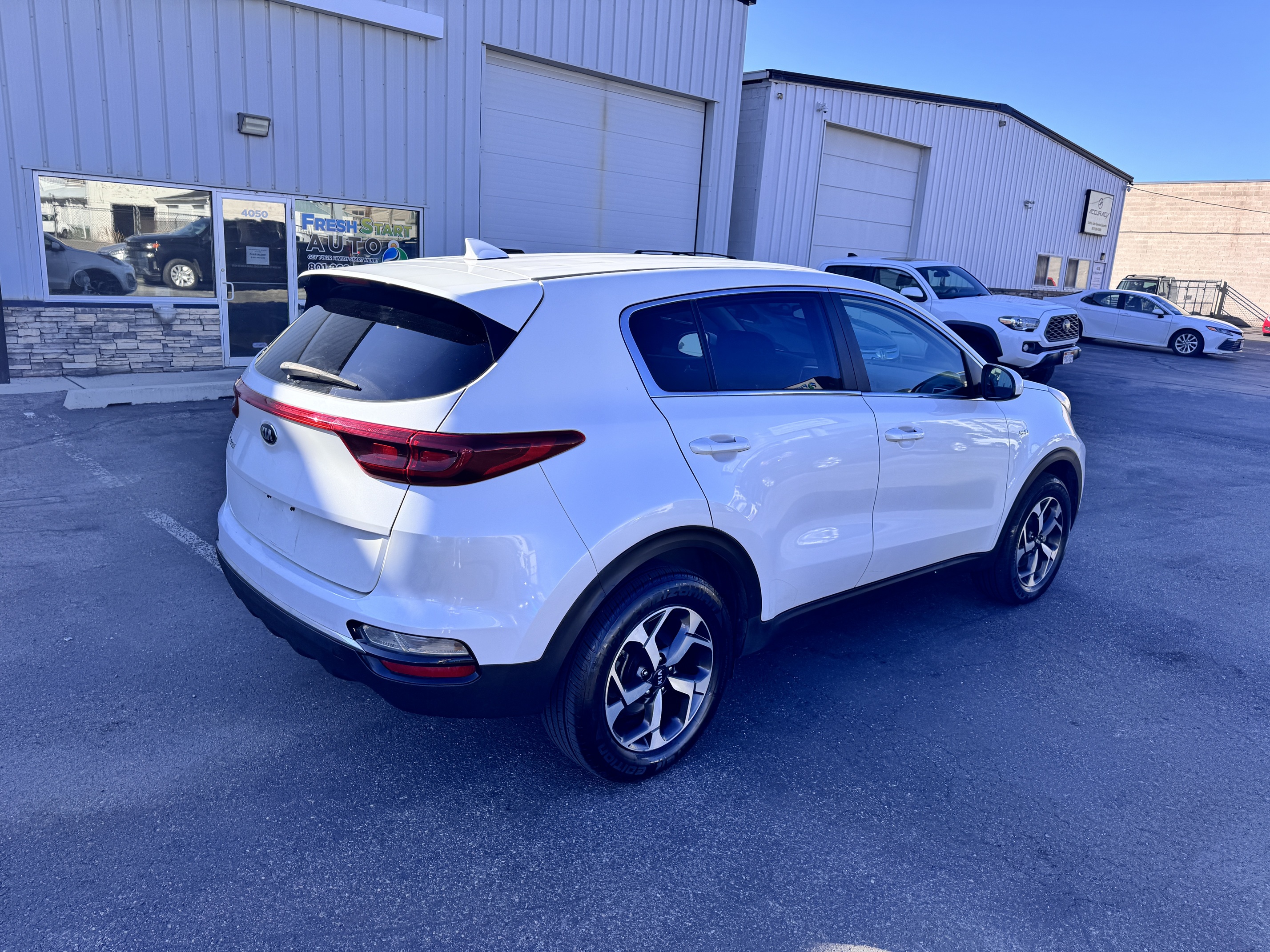 2022 Kia Sportage – Leather, Sunroof, Navigation, AWD SUV