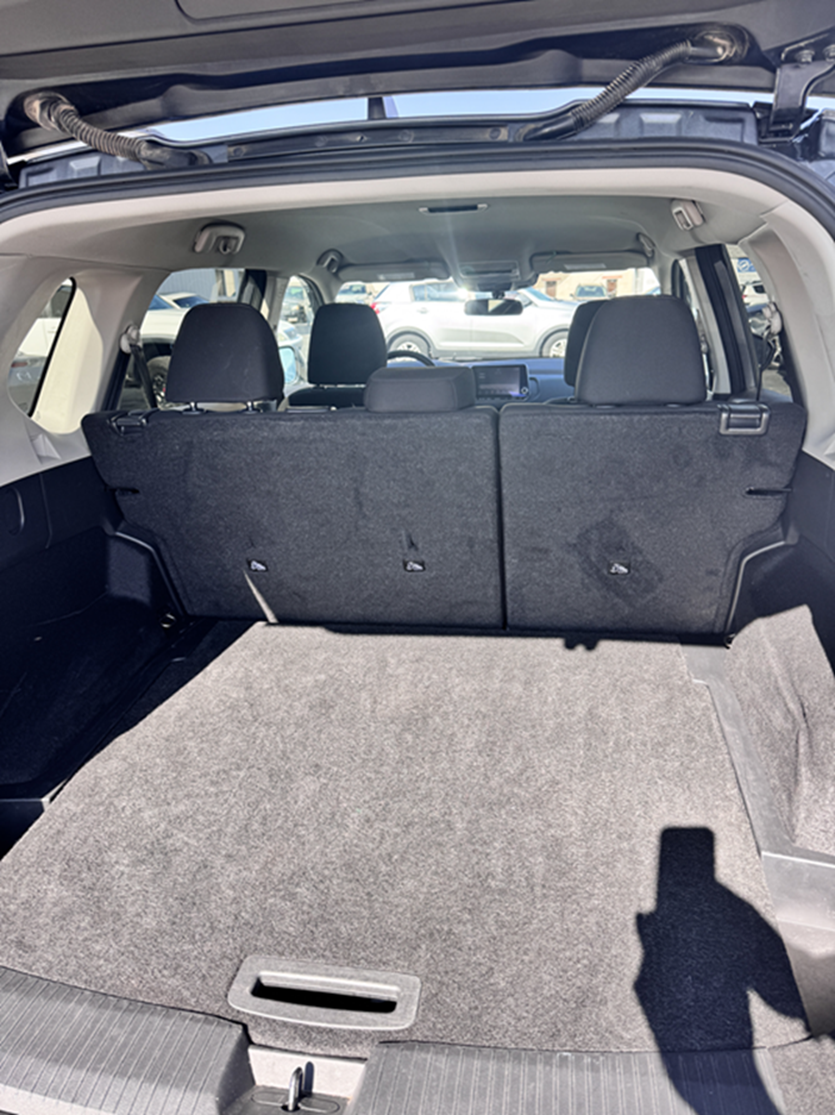 2023 Nissan Rogue S Apple CarPlay, Backup Camera