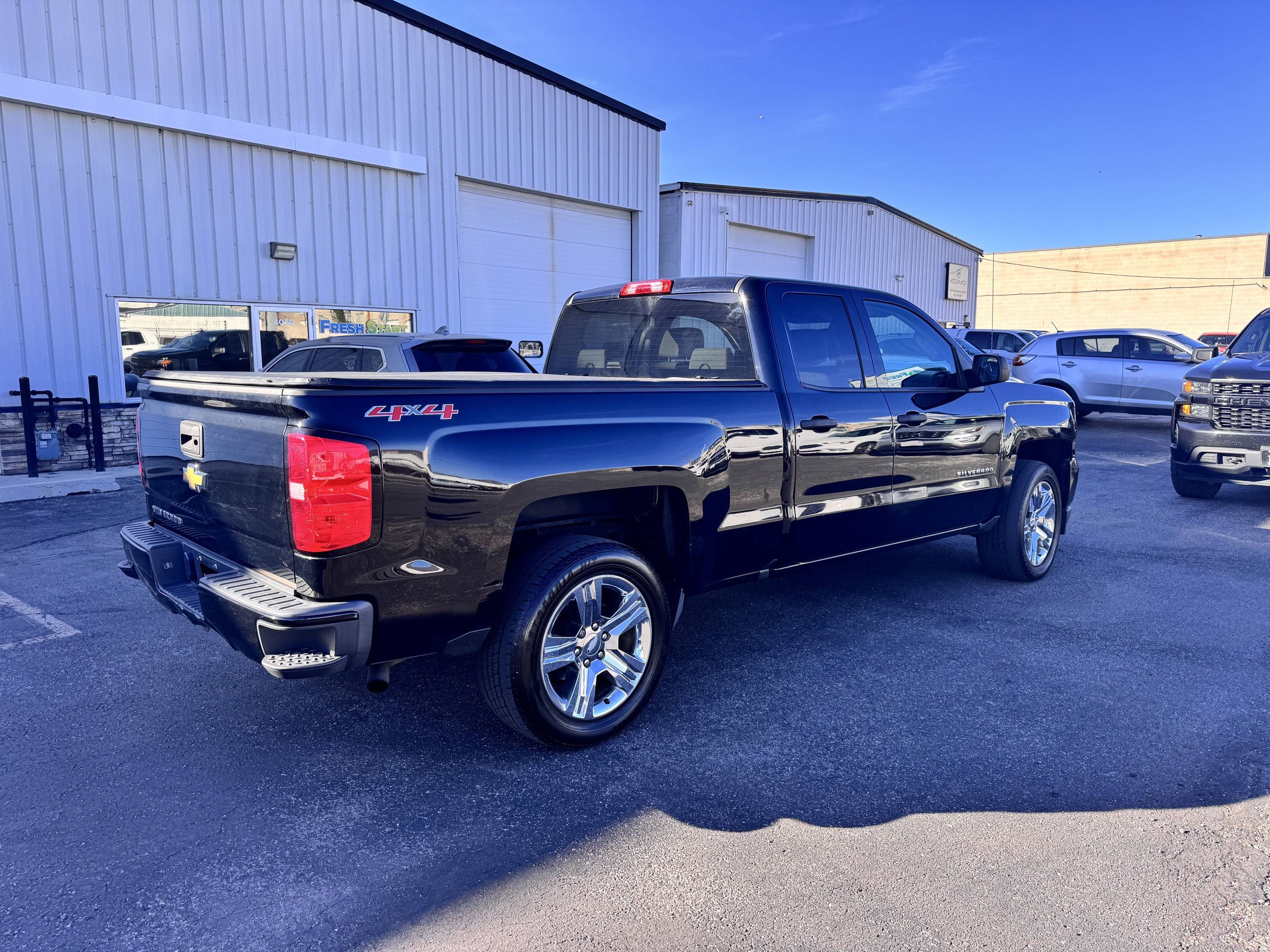 2016 Chevrolet Silverado 1500 - 4WD, Bluetooth, Backup Camera, Tow Package