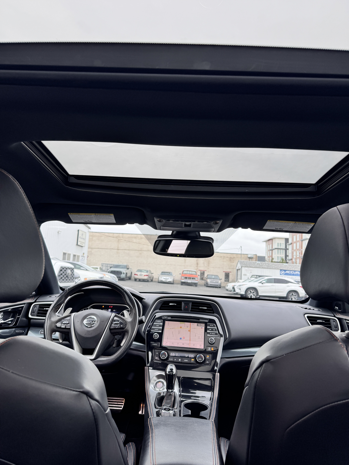 2019 Nissan Maxima 3.5 SR – Leather, Sunroof, Navigation