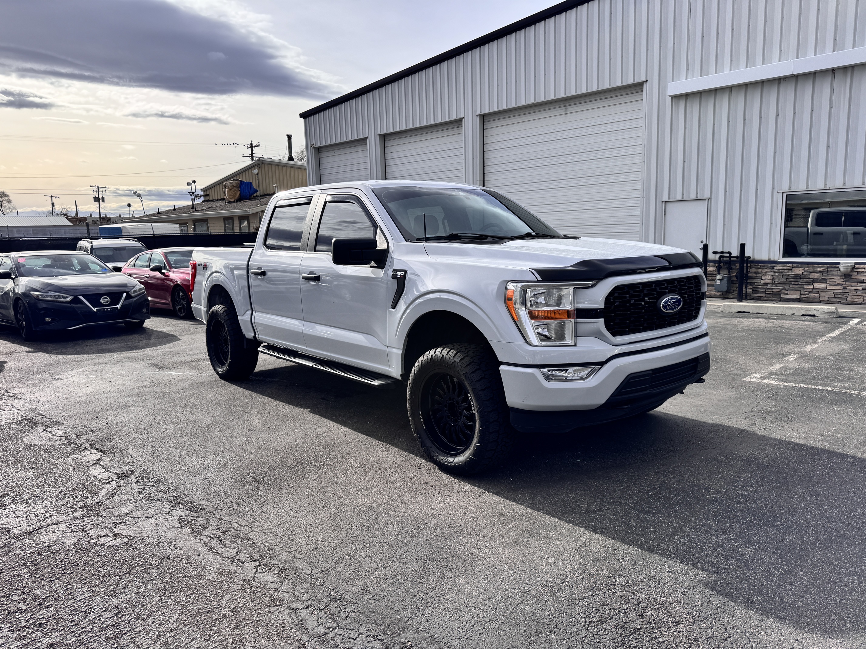 2021 Ford F-150 STX – 4WD, Backup Camera, Bluetooth, Tow Package