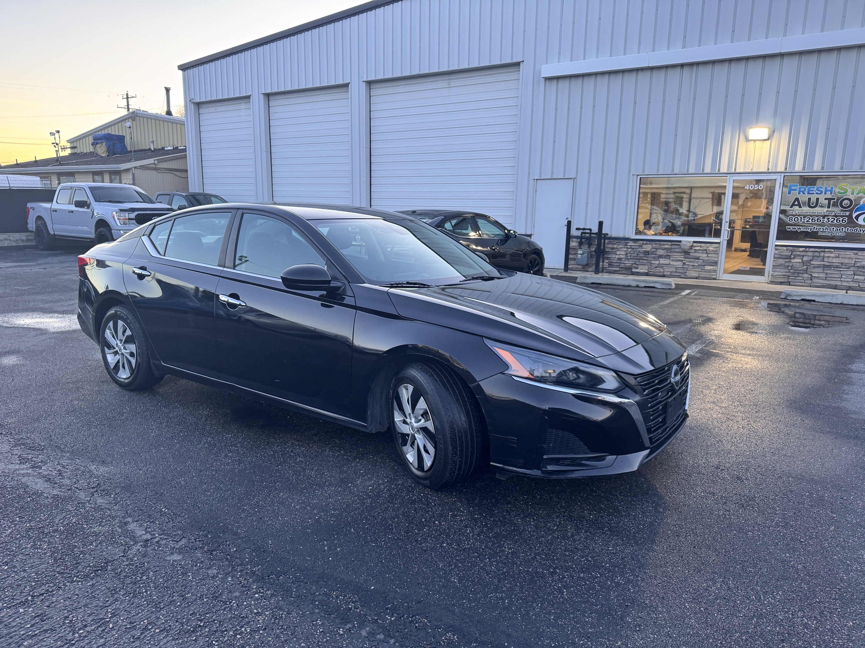 2023 Nissan Altima 2.5 S – Apple CarPlay, Backup Camera, Bluetooth
