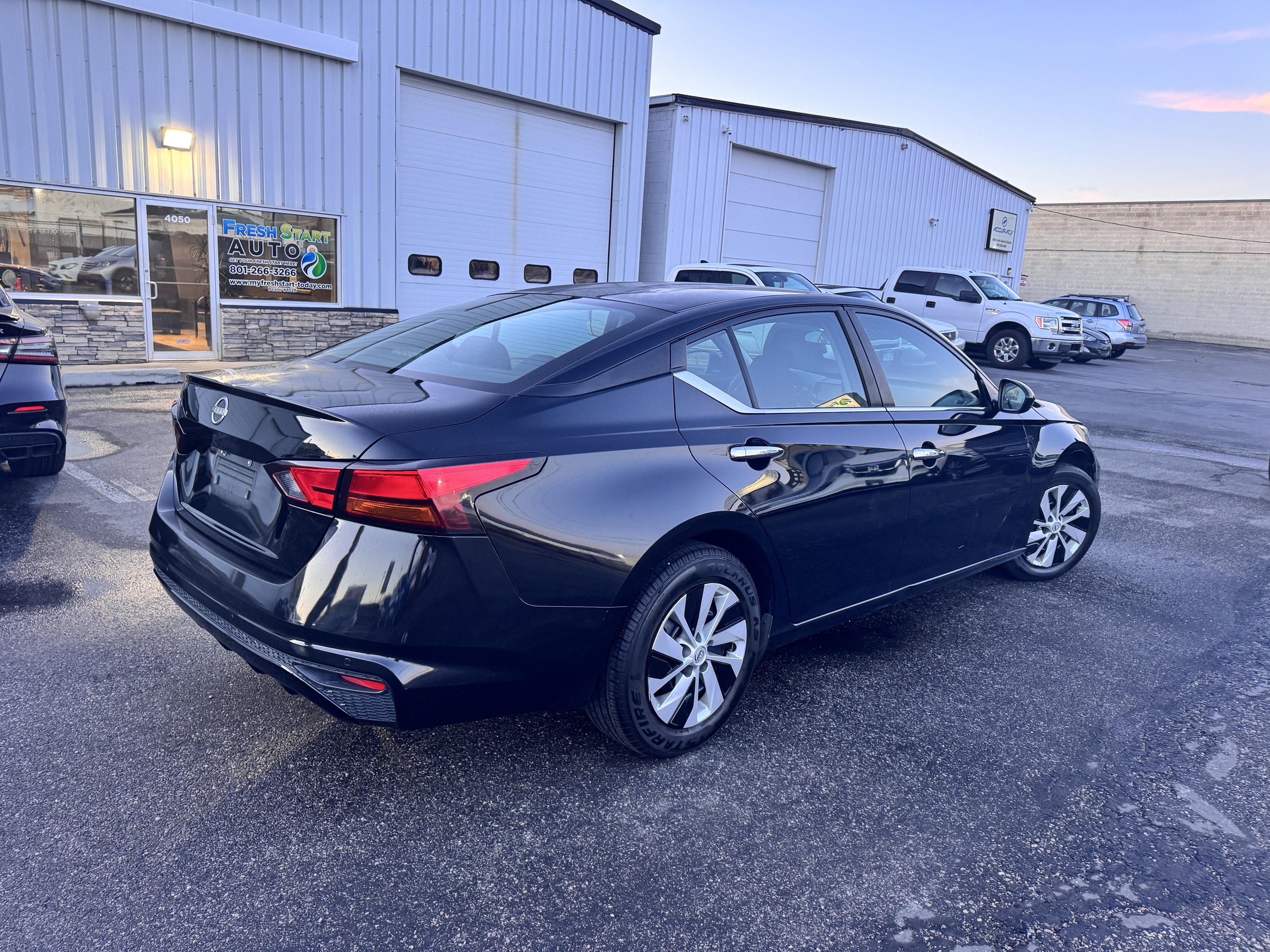 2023 Nissan Altima 2.5 S – Apple CarPlay, Backup Camera, Bluetooth