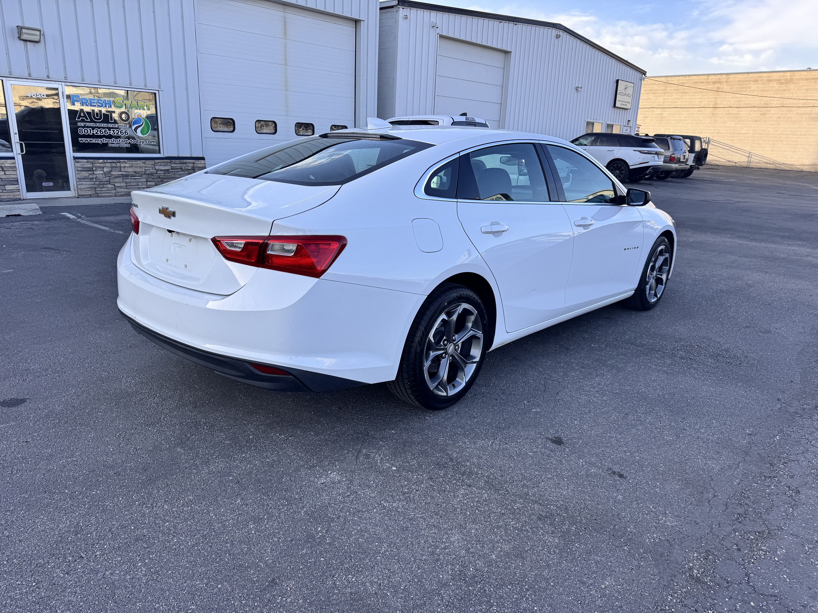 2023 Chevrolet Malibu 1LT – Apple CarPlay, Remote Start, Backup Camera