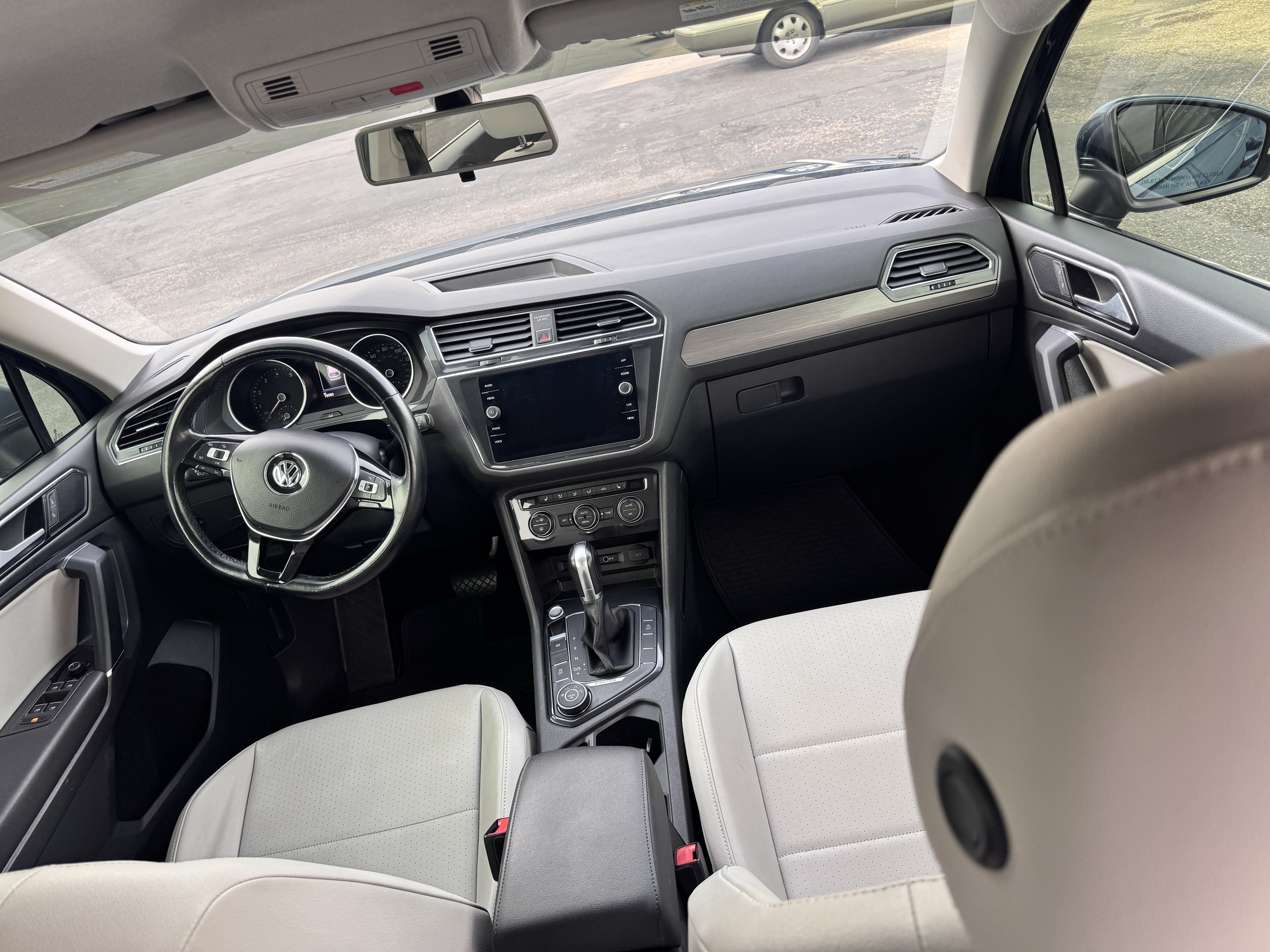 2018 Volkswagen Tiguan SE