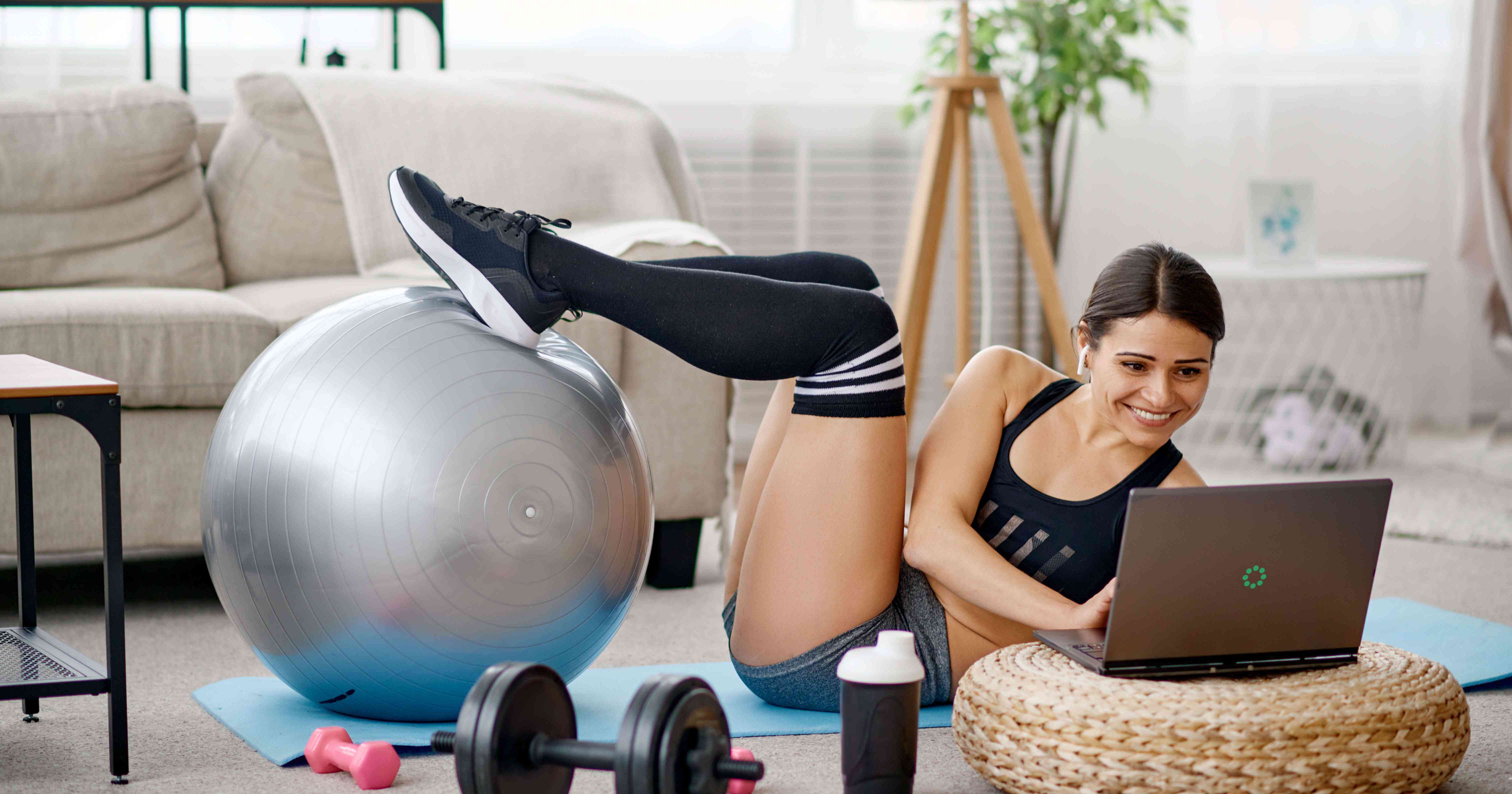 Fitness industry goes hybrid