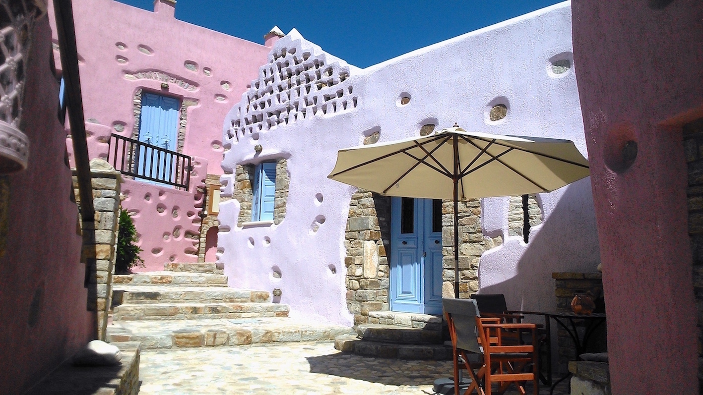 Georgilas Cave House - A Greek Island Pink Hotel 