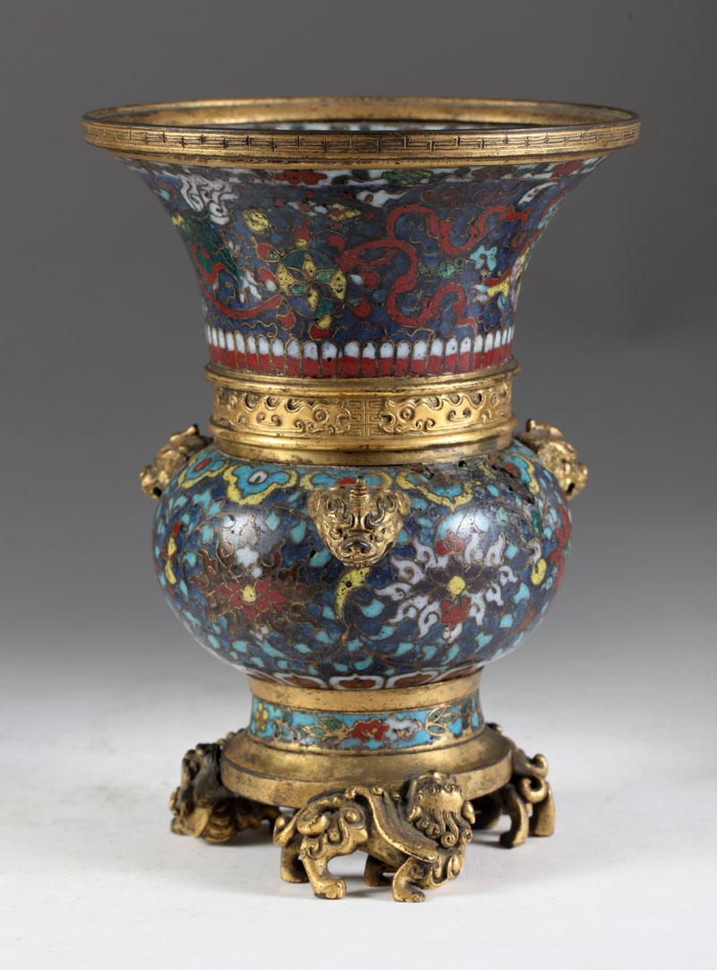 Chinese Cloisonne Gu-Form Vase 18th Century, New York Auction House, Houston Auction, Dallas Auction, San Antonio Auction, Chinese Auction, 中国艺术拍卖, 觚, 清景泰蓝花瓶 