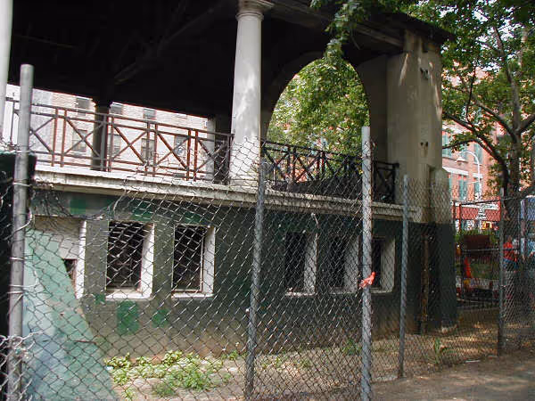 Columbus Park Pavilion