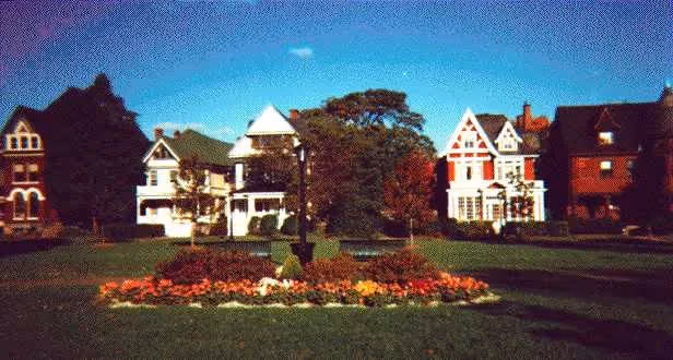 Ferry and Symphony Circles