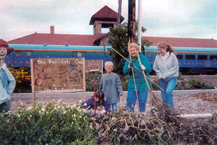Hull Park and Grand Traverse Children's Garden and Learning Garden