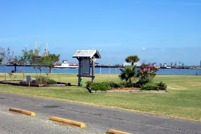 Roberts Point Park