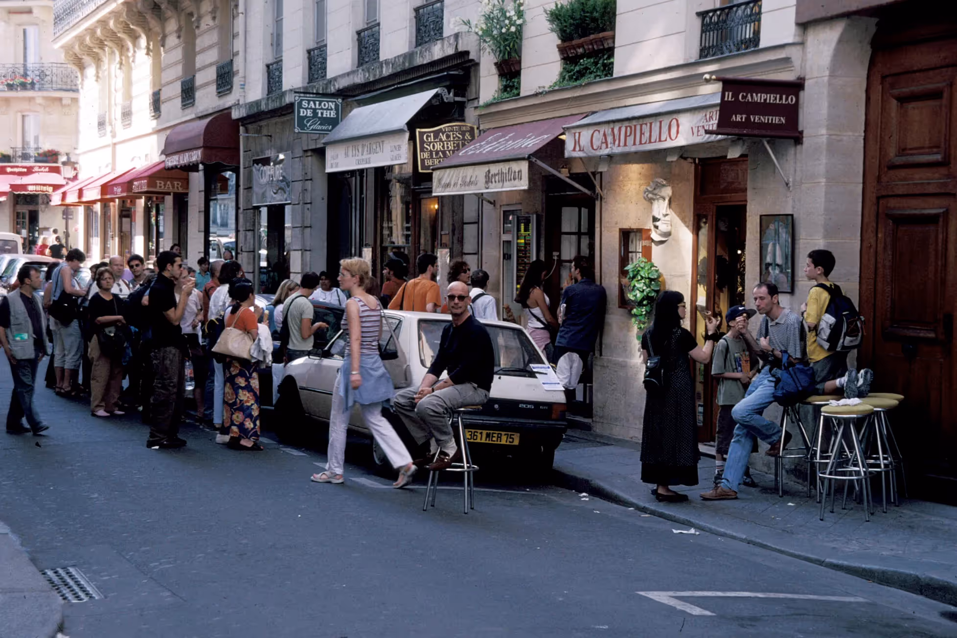 Rue Saint Louis en l'Ile