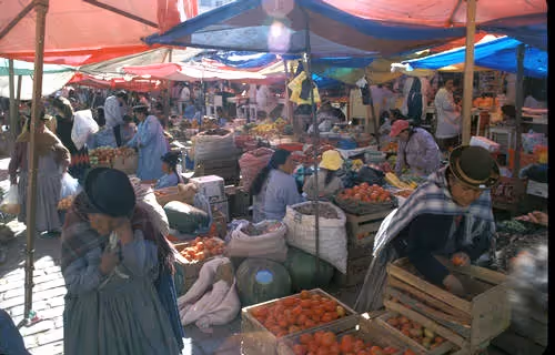 Weekend Women's Market