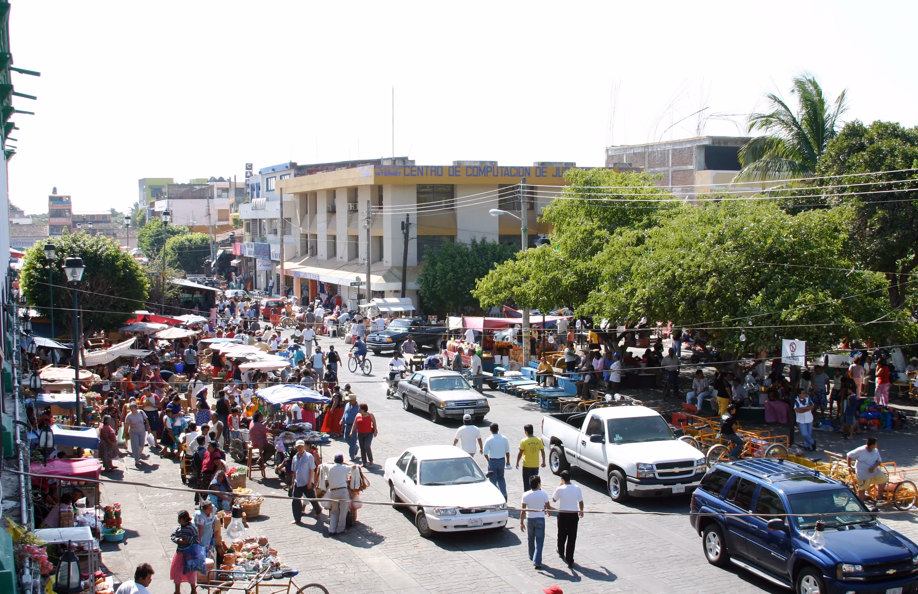 Jardin Juarez and Market Hall
