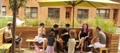 'A Day in the Life of a Pop-Up Café'