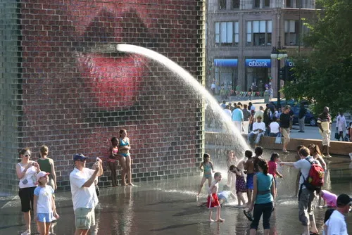 Vote on your Favorite Places in Chicago