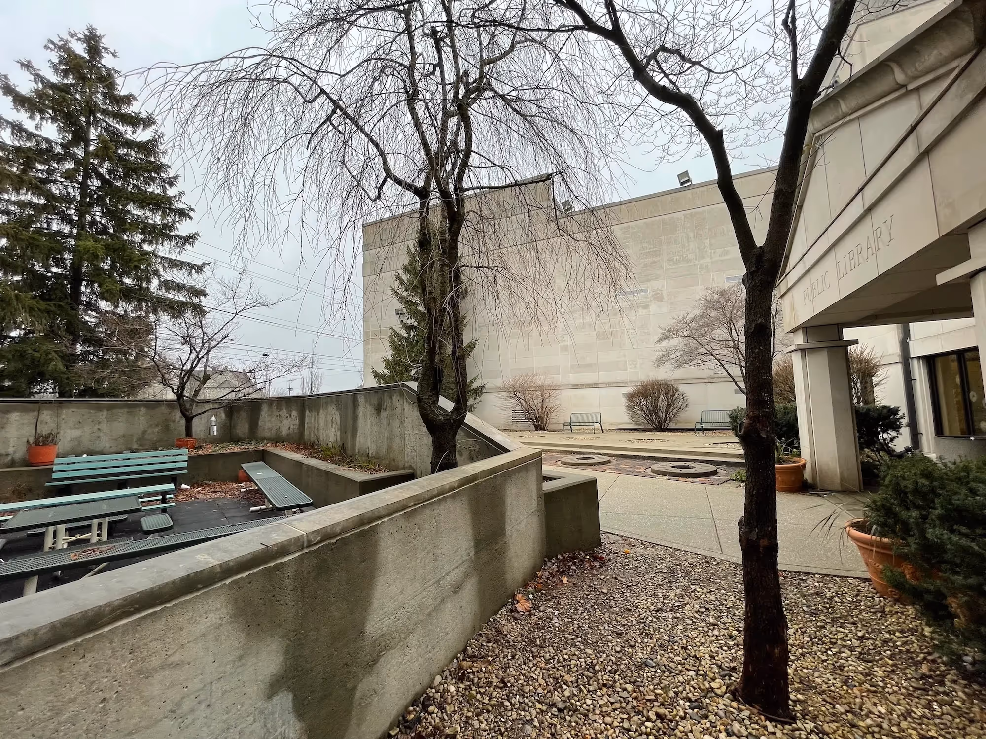 Marion Public Library & Museum Courtyard