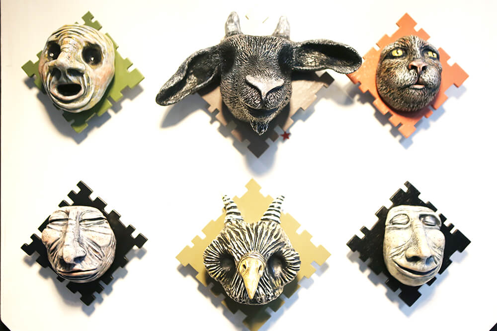 At the Oddities and Curiosities Expo, you’ll find items such as taxidermy, preserved specimens, original artwork, horror and Halloween-inspired pieces, antiques, handcrafted oddities, quack medical devices, clothing, jewelry, skulls and bones, funeral collectibles and much more.