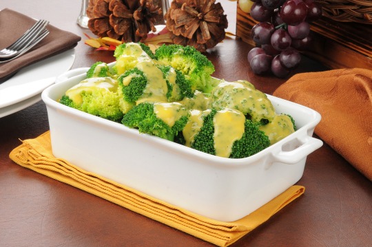 Broccoli with Garlic Dill Sauce | Healthy Eating And Living