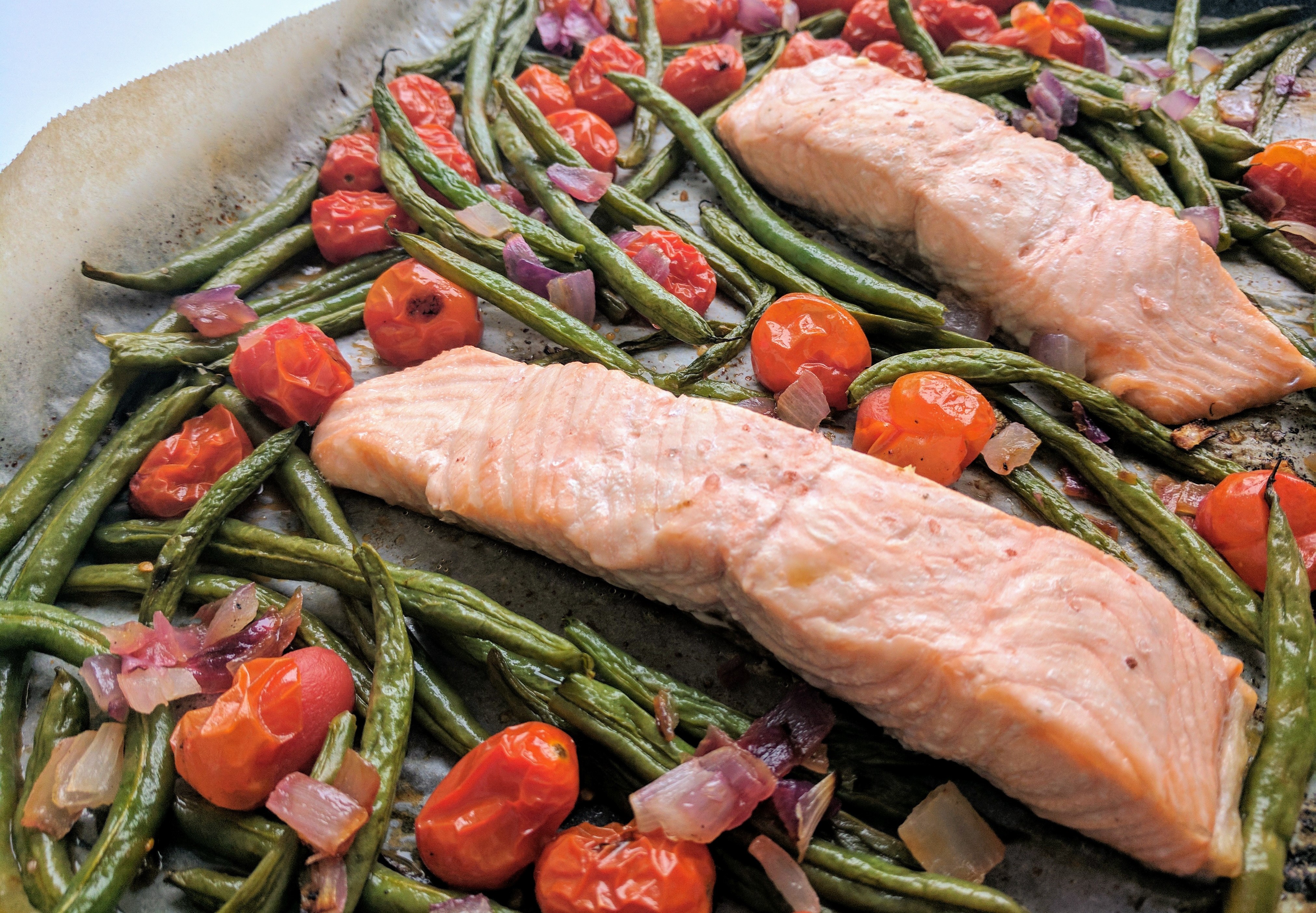 One Pan Salmon & Veggies | Healthy Eating And Living