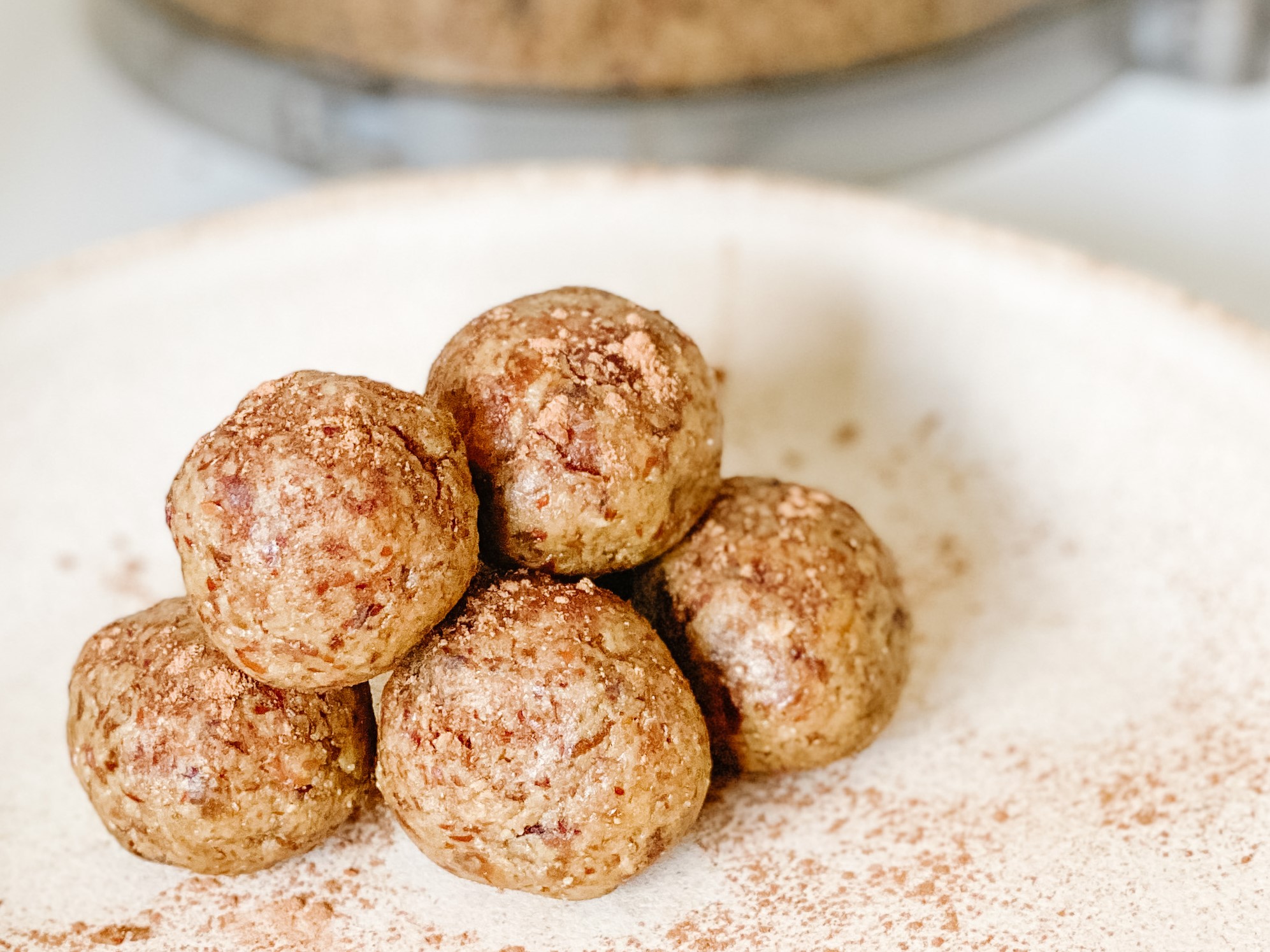 6 Ingredient Protein Bites | Healthy Eating And Living