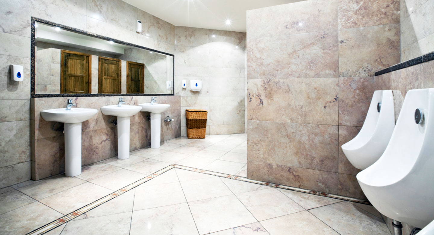 Importancia de la limpieza en los baños