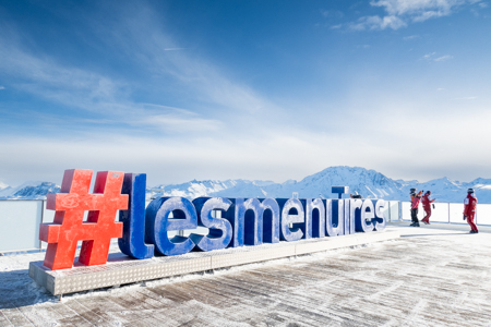 Hi everyone and welcome to another post from your favourite blogging Méribel ski instructor. Méribel and the other ski resorts in the 3 Valleys are in full swing now during the busy Festive Period.