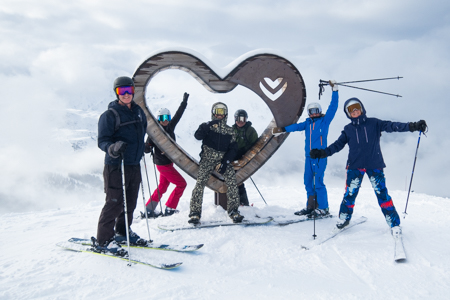 Hi everyone and welcome to another post from your favourite blogging Méribel ski instructor. Since my last post I've been skiing with lots of different people, I squeezed in a short trip back to Leamington Spa, and have experienced quite a mixture of weather over the last few weeks.