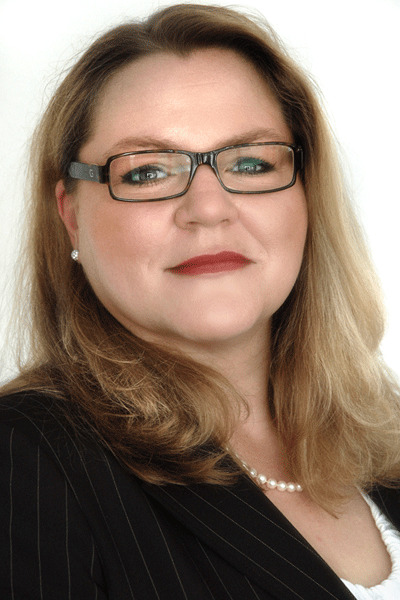 Anwalt Nicole Binder