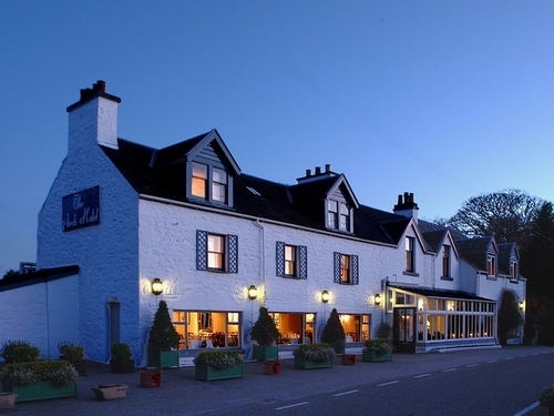 Airds Hotel