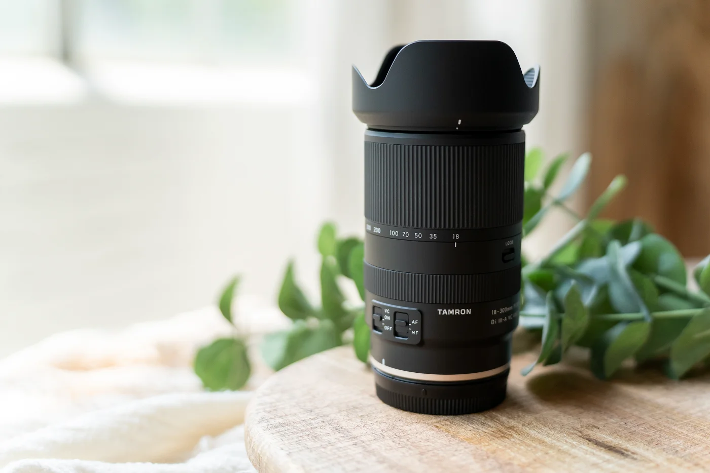 Tamron 18-300mm F/3.5-6.3 Di III-A VC VXD
