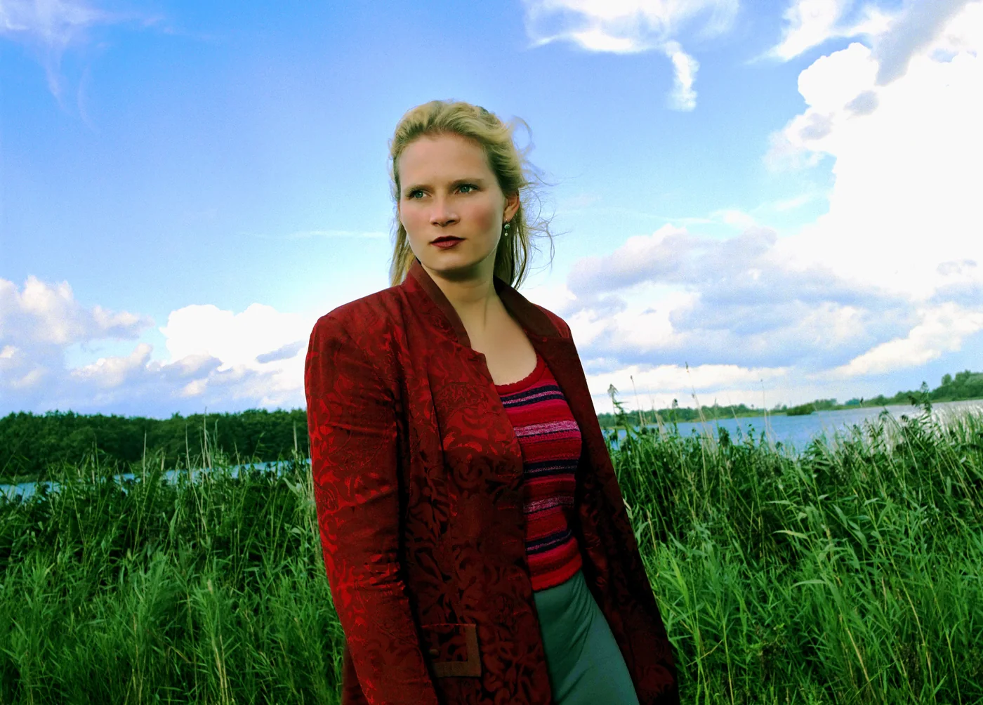 Hellen van Meene: portretten van adolescente meisjes | Fotografie.nl