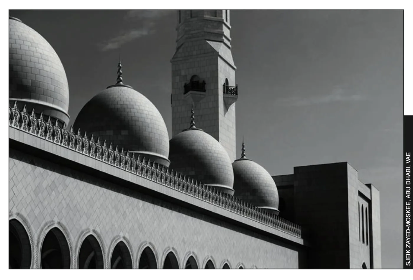Travel photograph of Sheikh Zayed Mosque in Abu Dhabi, UAE, by Scott Kelby
