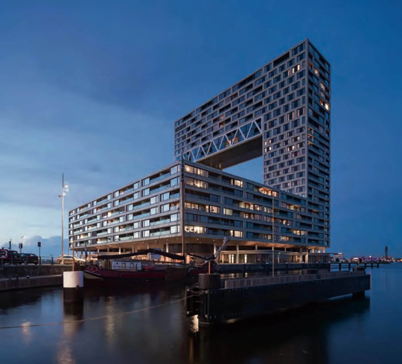 Pontsteiger, Amsterdam. Architecten: Arnoud Gelauff en Floor Arons.