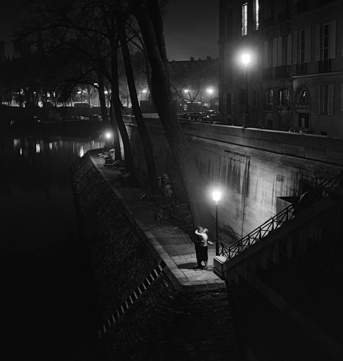 foto: © Kees Scherer - Kus aan de Seine, Parijs