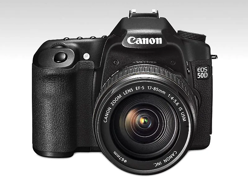 Canon EOS 50D met EF-S 17-85mm-objectief