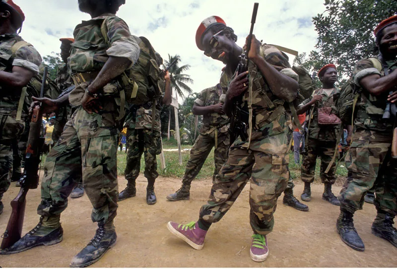 Photo: Martha Cooper | Suriname, 1988